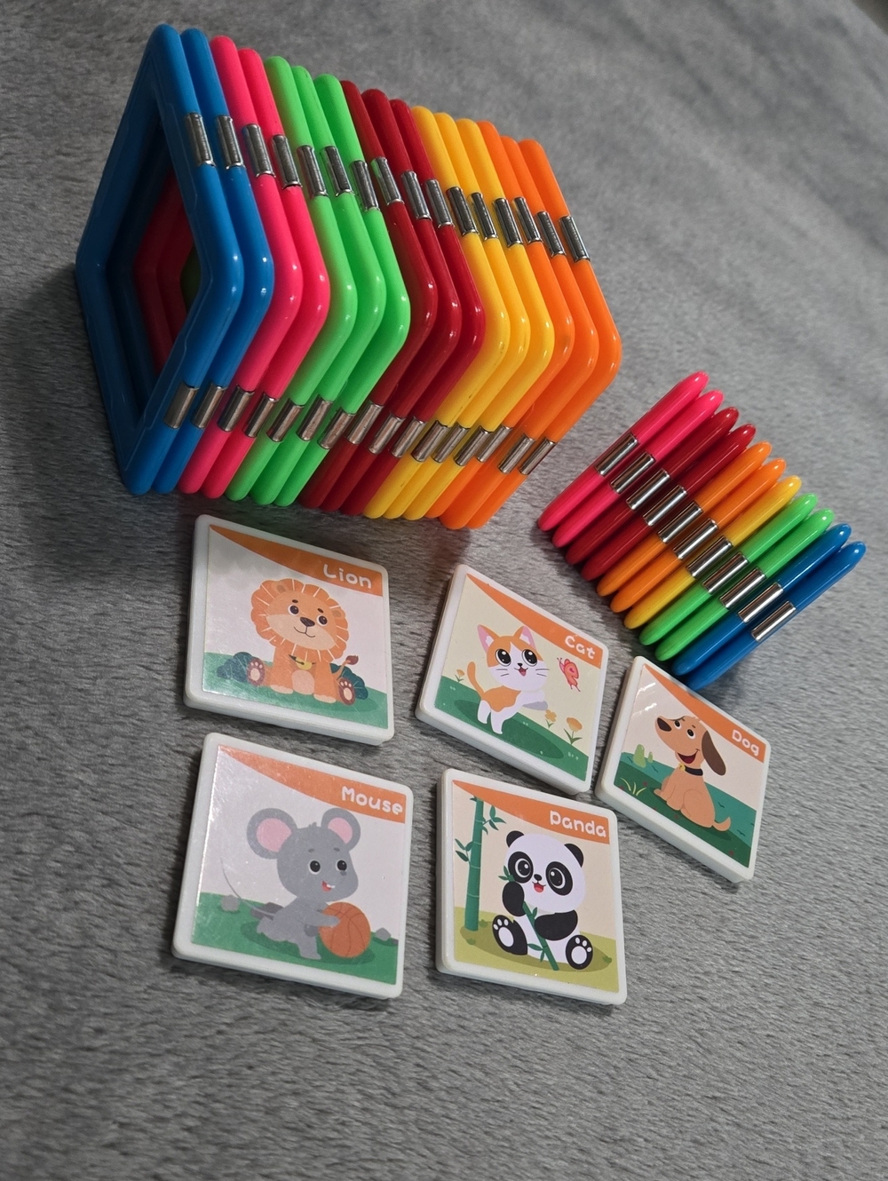32 Piece Magnetic Blocks Building Toy for Kids With Animal Tiles